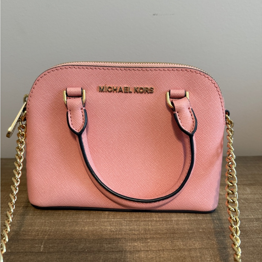 Michael Kors Saffiano Dome Crossbody with Gold Chain